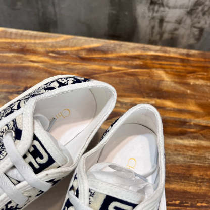 Luxury Shoes - DIR - 549