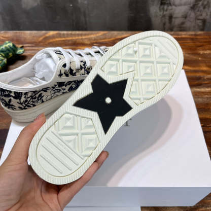 Luxury Shoes - DIR - 549