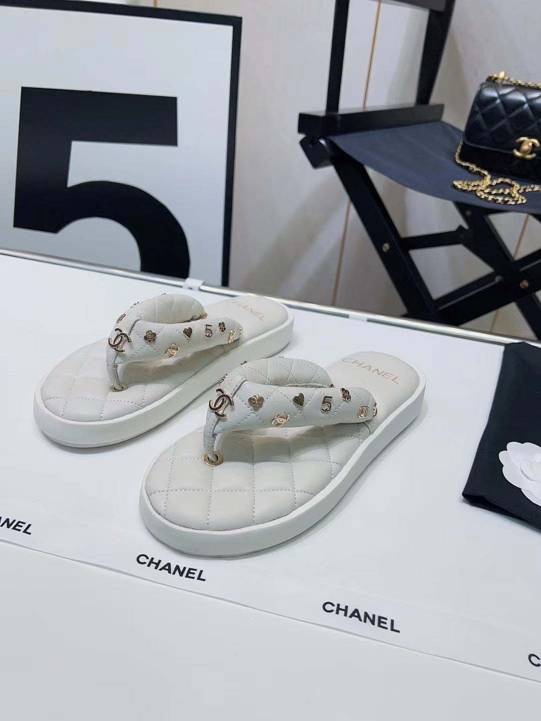 Luxury Shoes Sandals - CHL - 832