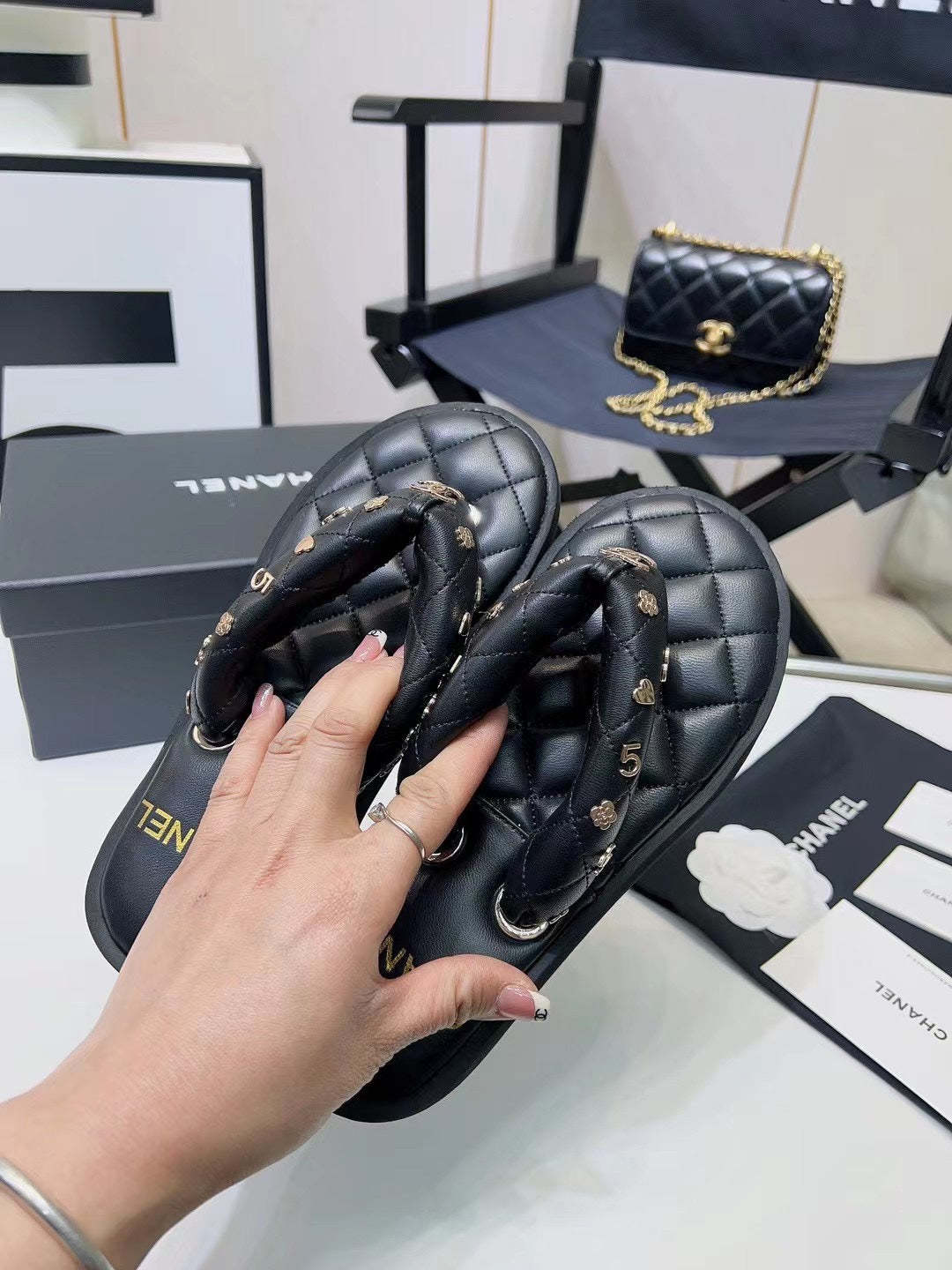 Luxury Shoes Sandals - CHL - 833