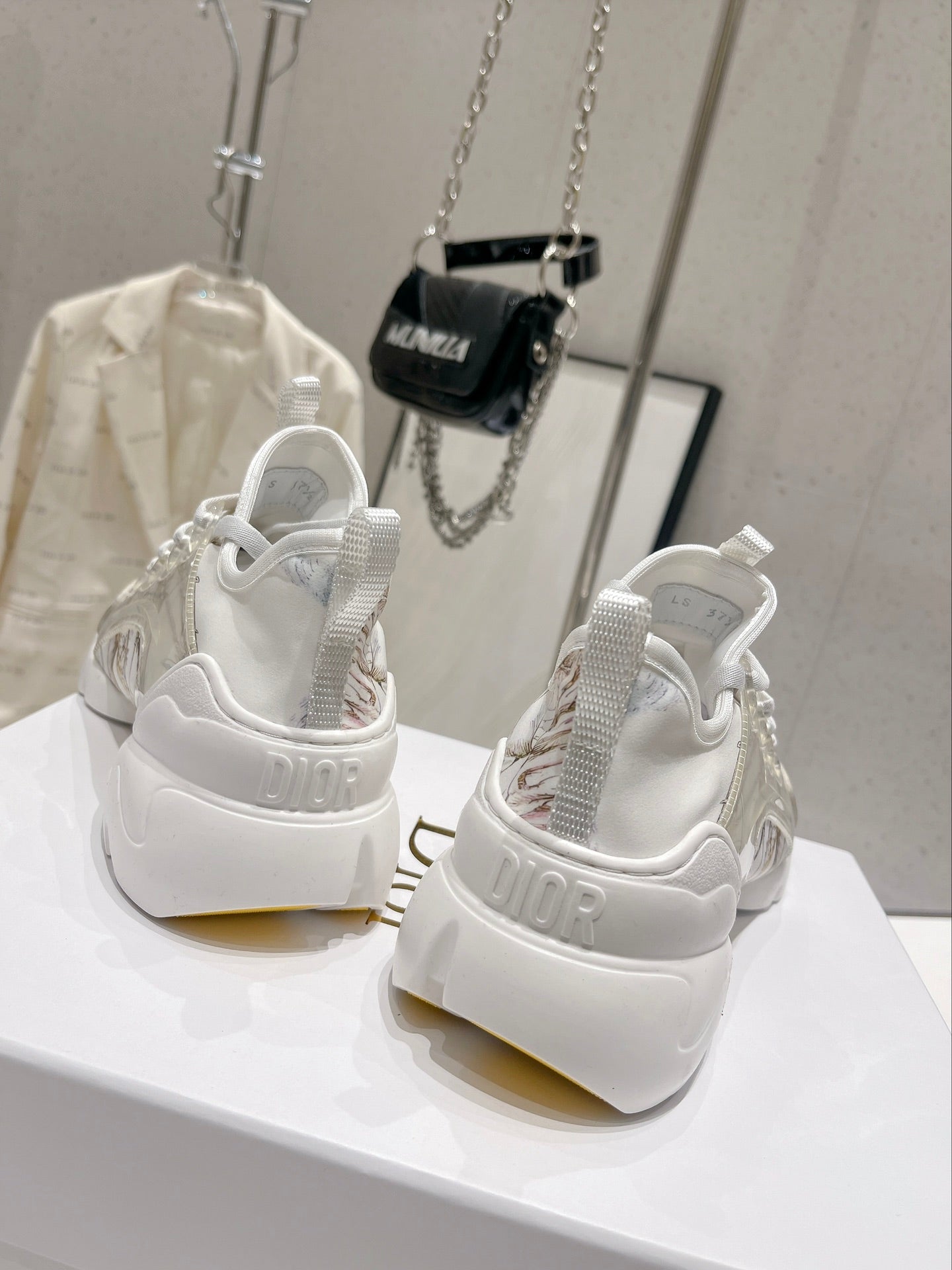 Luxury Shoes - DIR - 590