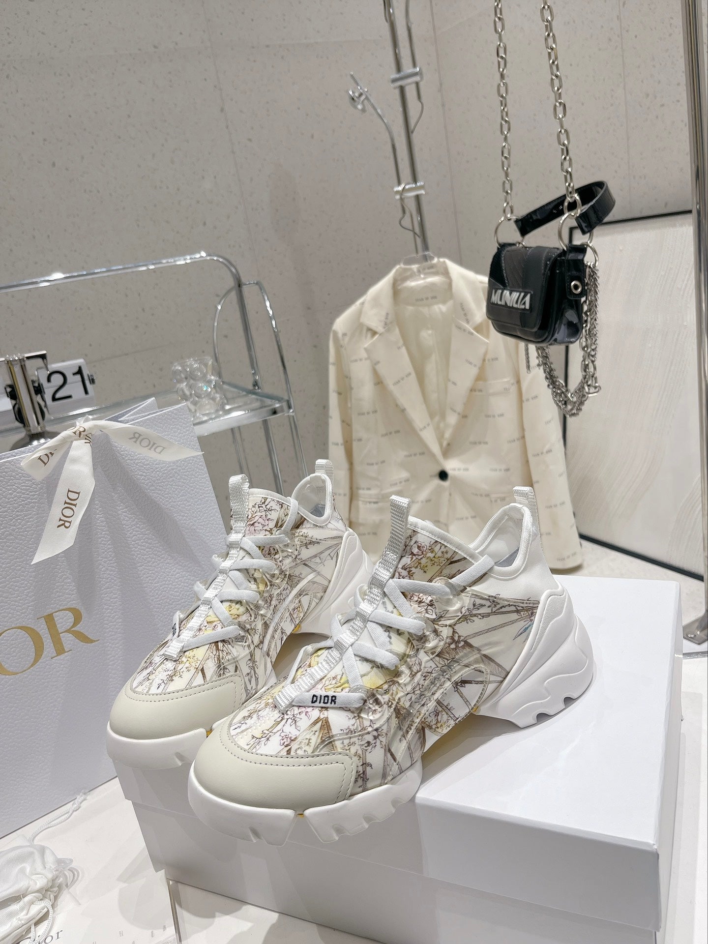 Luxury Shoes - DIR - 590
