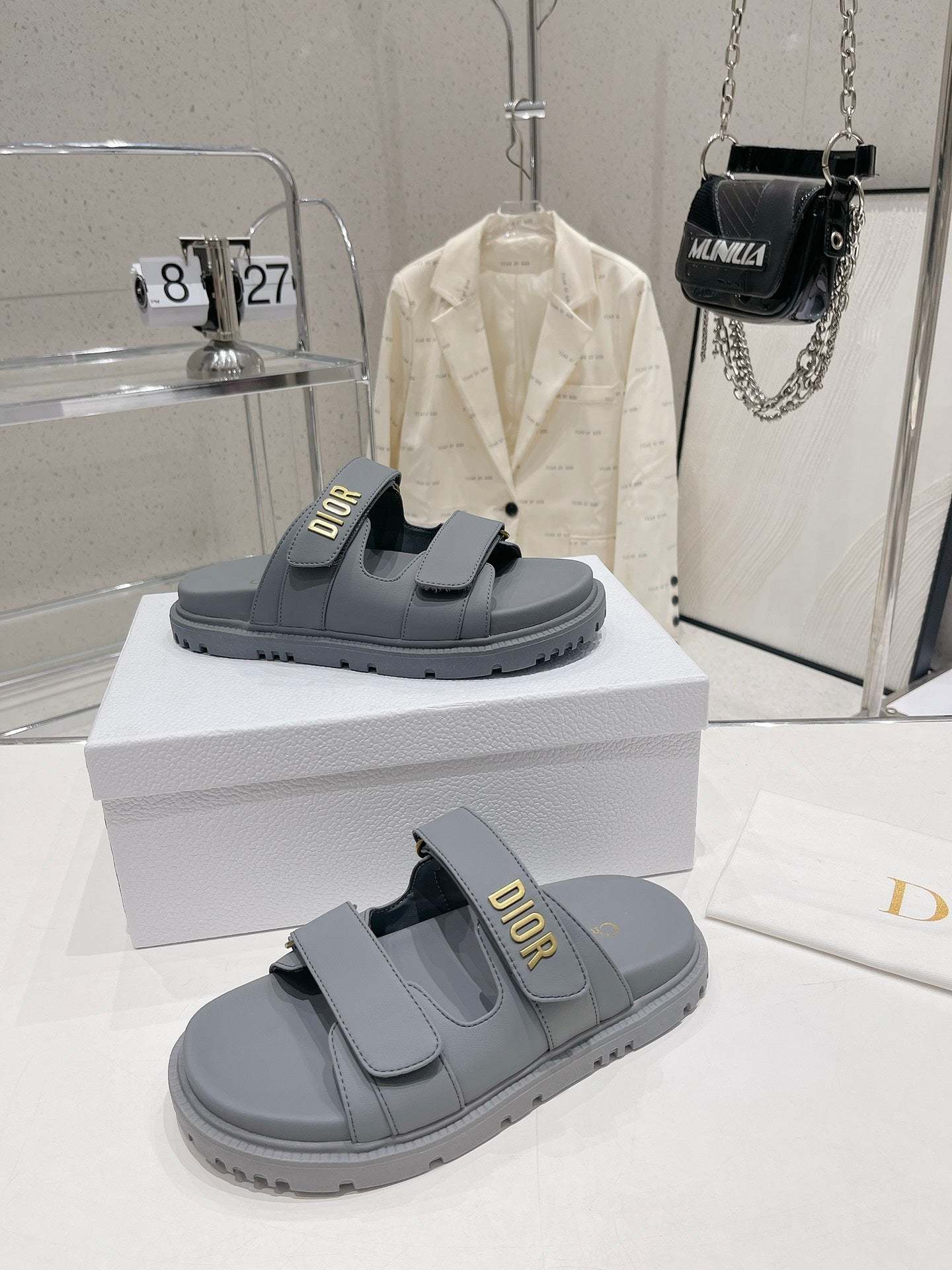 Luxury Shoes - DIR - 592