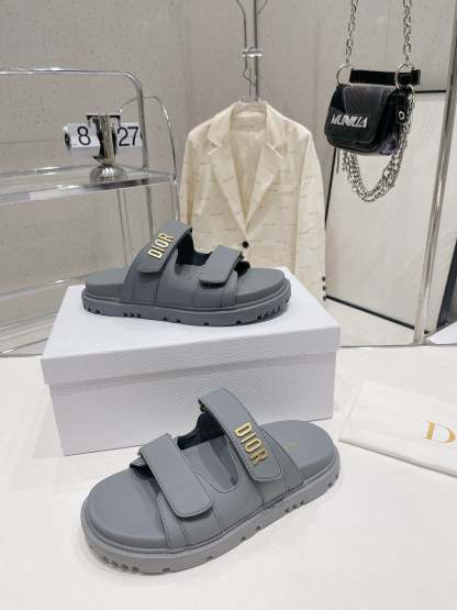 Luxury Shoes - DIR - 592