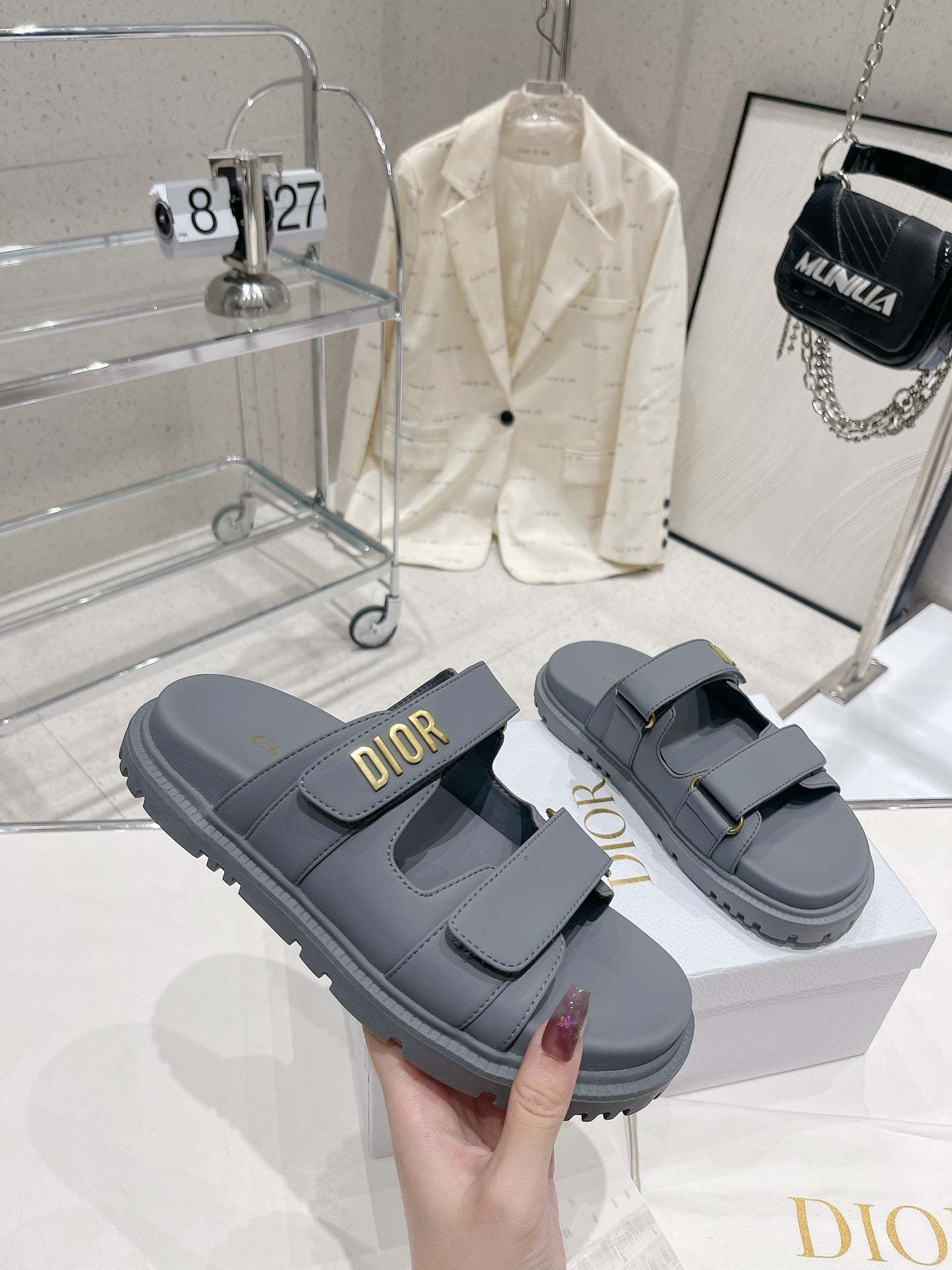 Luxury Shoes - DIR - 592