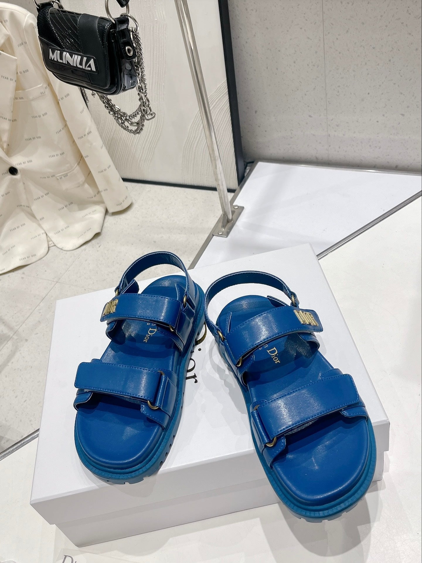 Luxury Shoes - DIR - 596