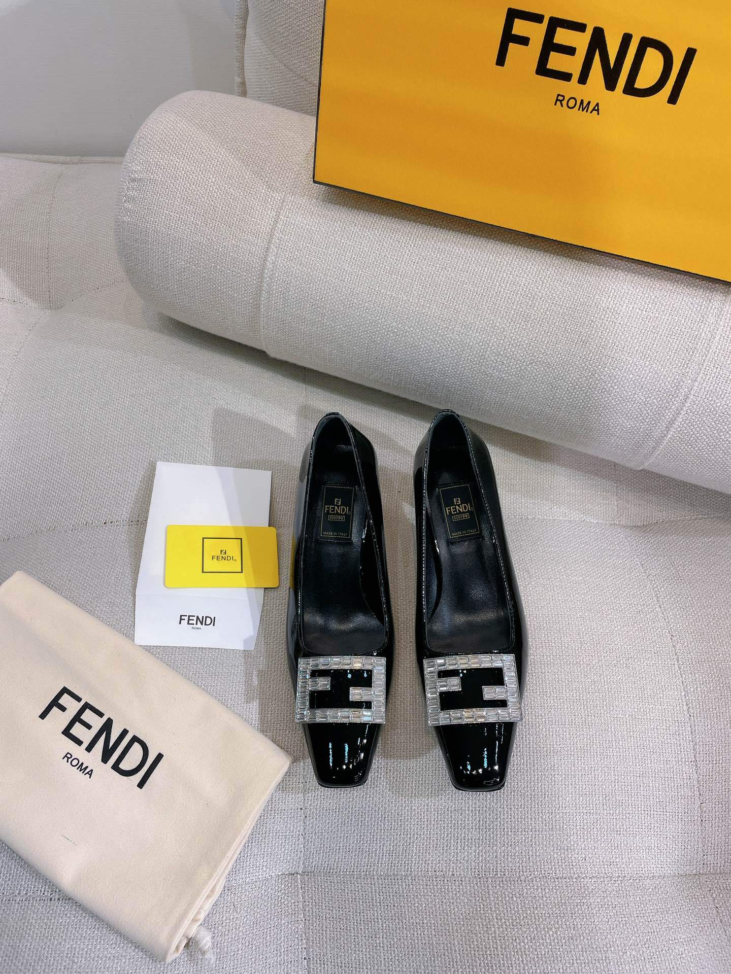 Luxury Shoes - FED - 199