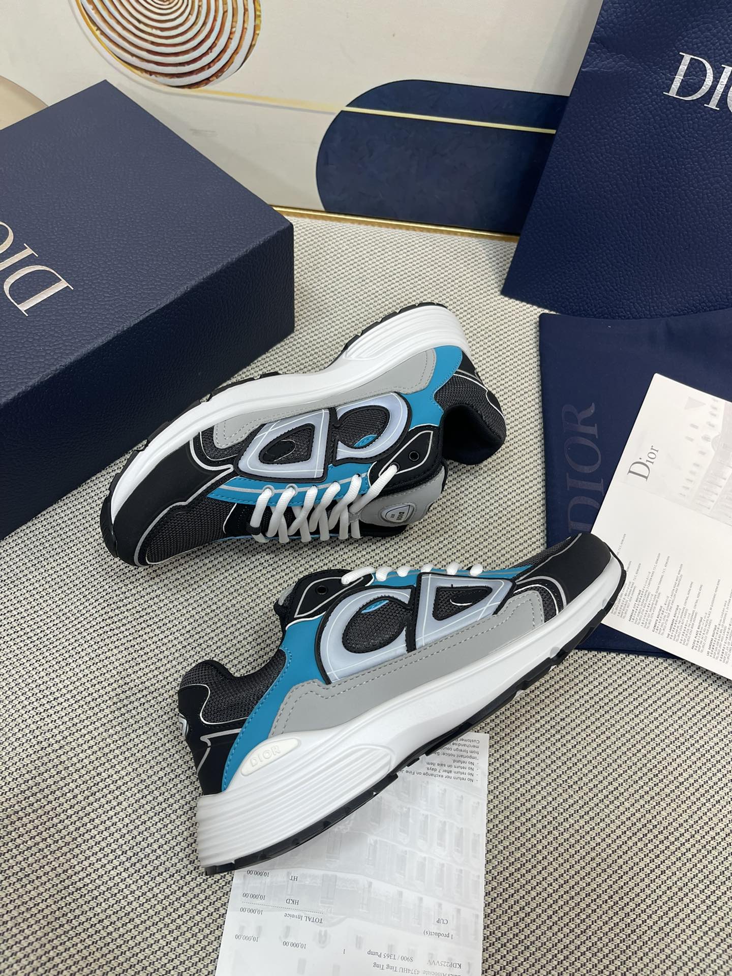 Luxury Shoes - DIR - 562