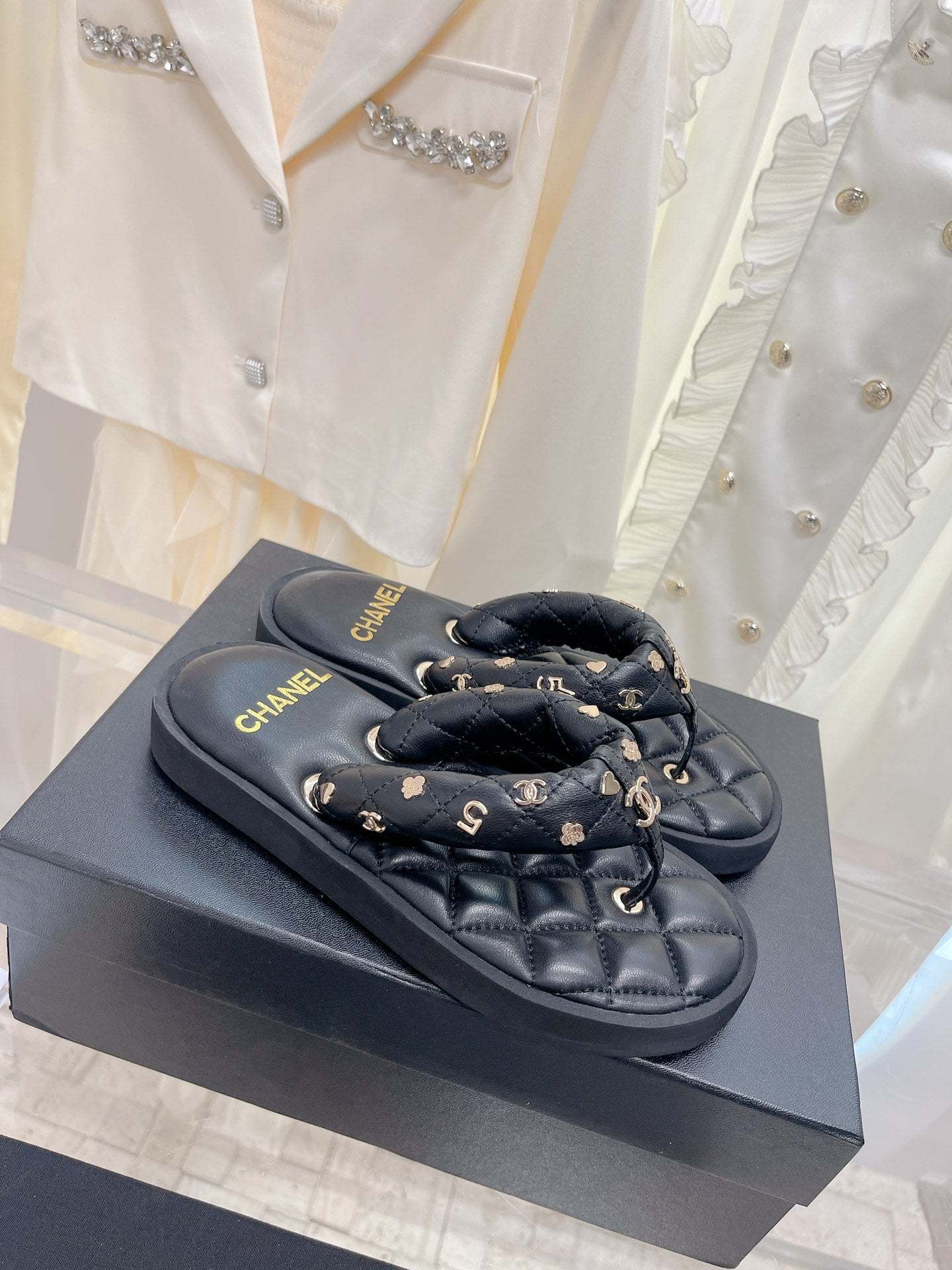 Luxury Shoes Sandals - CHL - 118