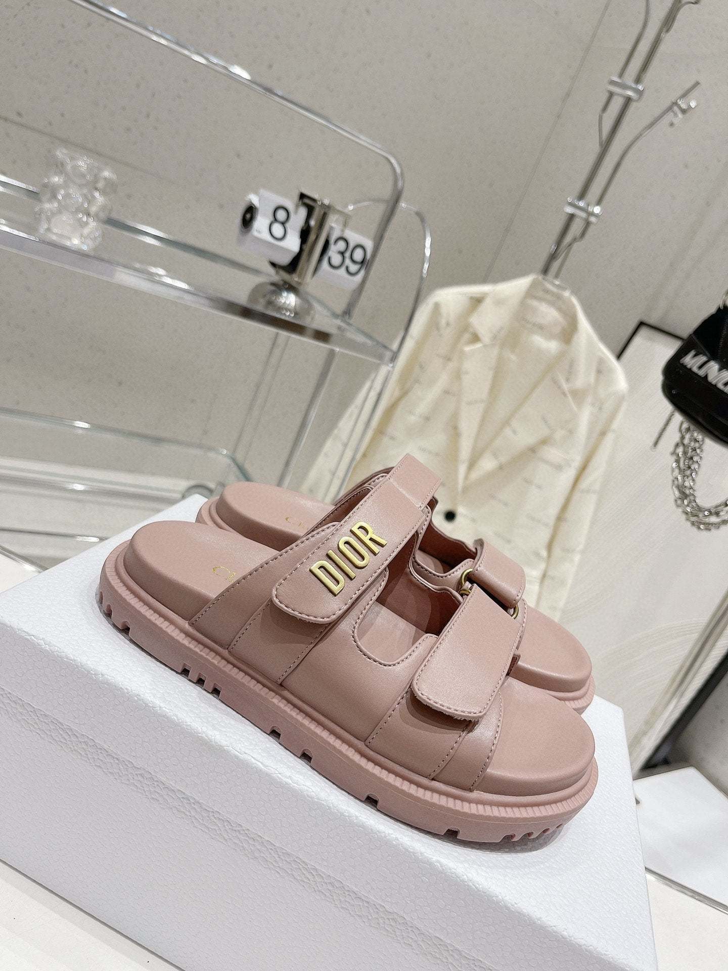 Luxury Shoes - DIR - 478