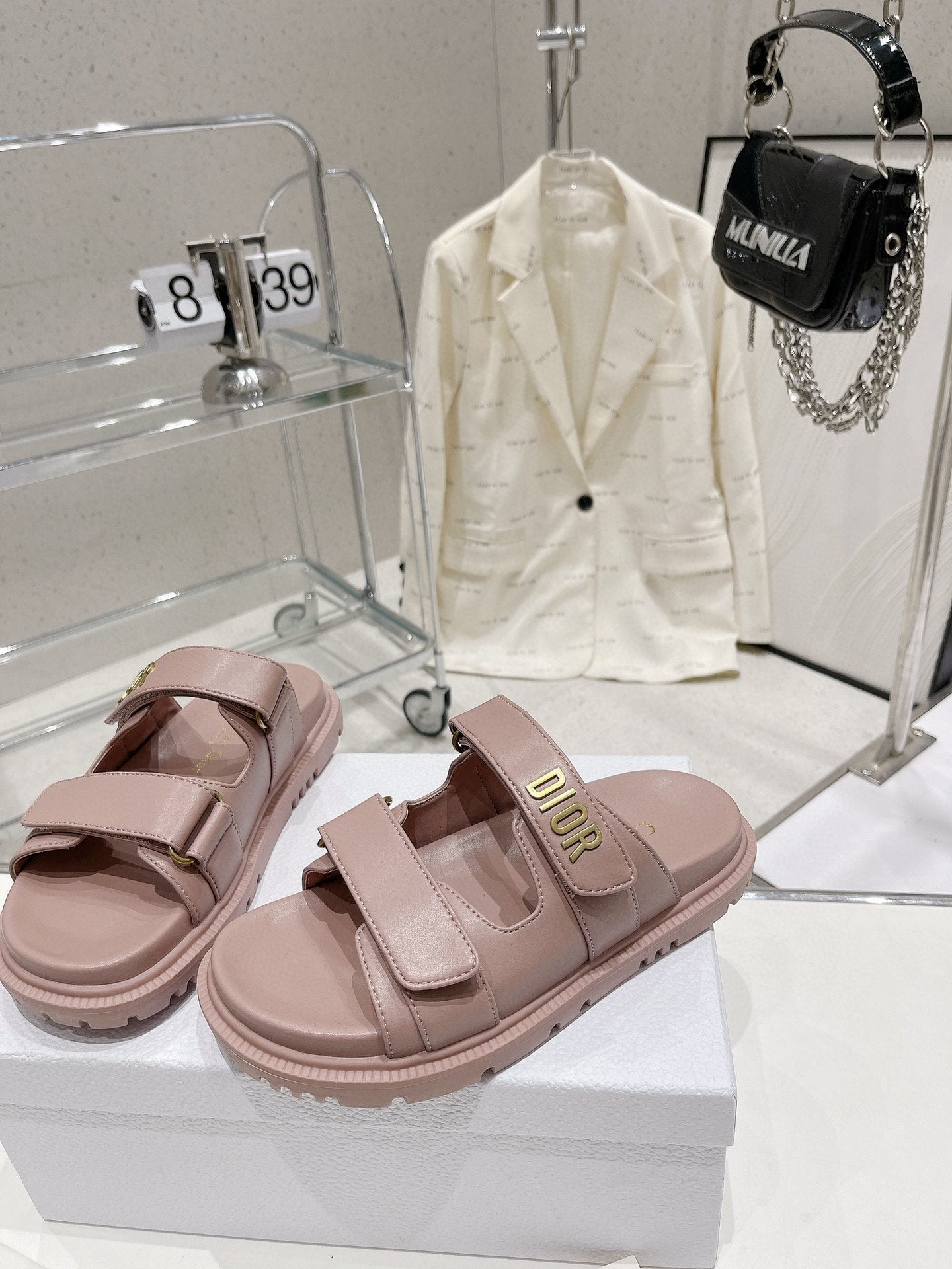 Luxury Shoes - DIR - 478