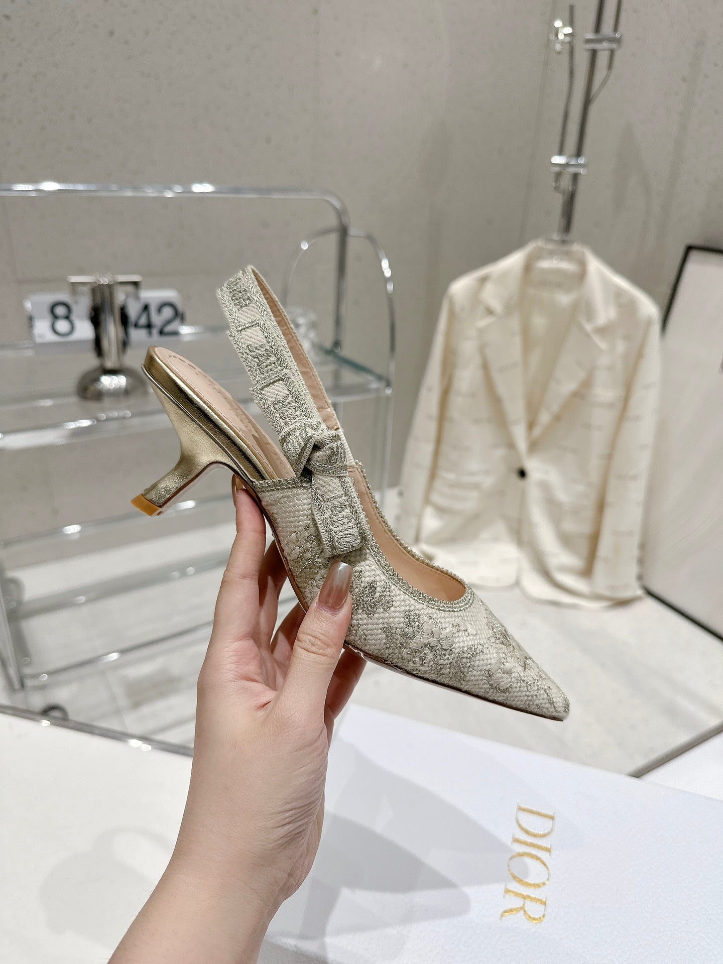 Luxury Shoes - DIR - 439