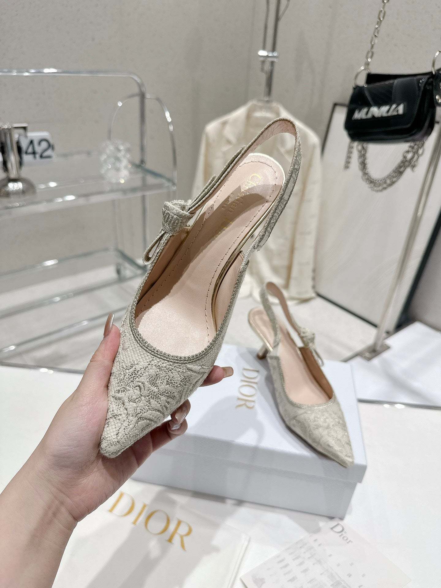 Luxury Shoes - DIR - 439