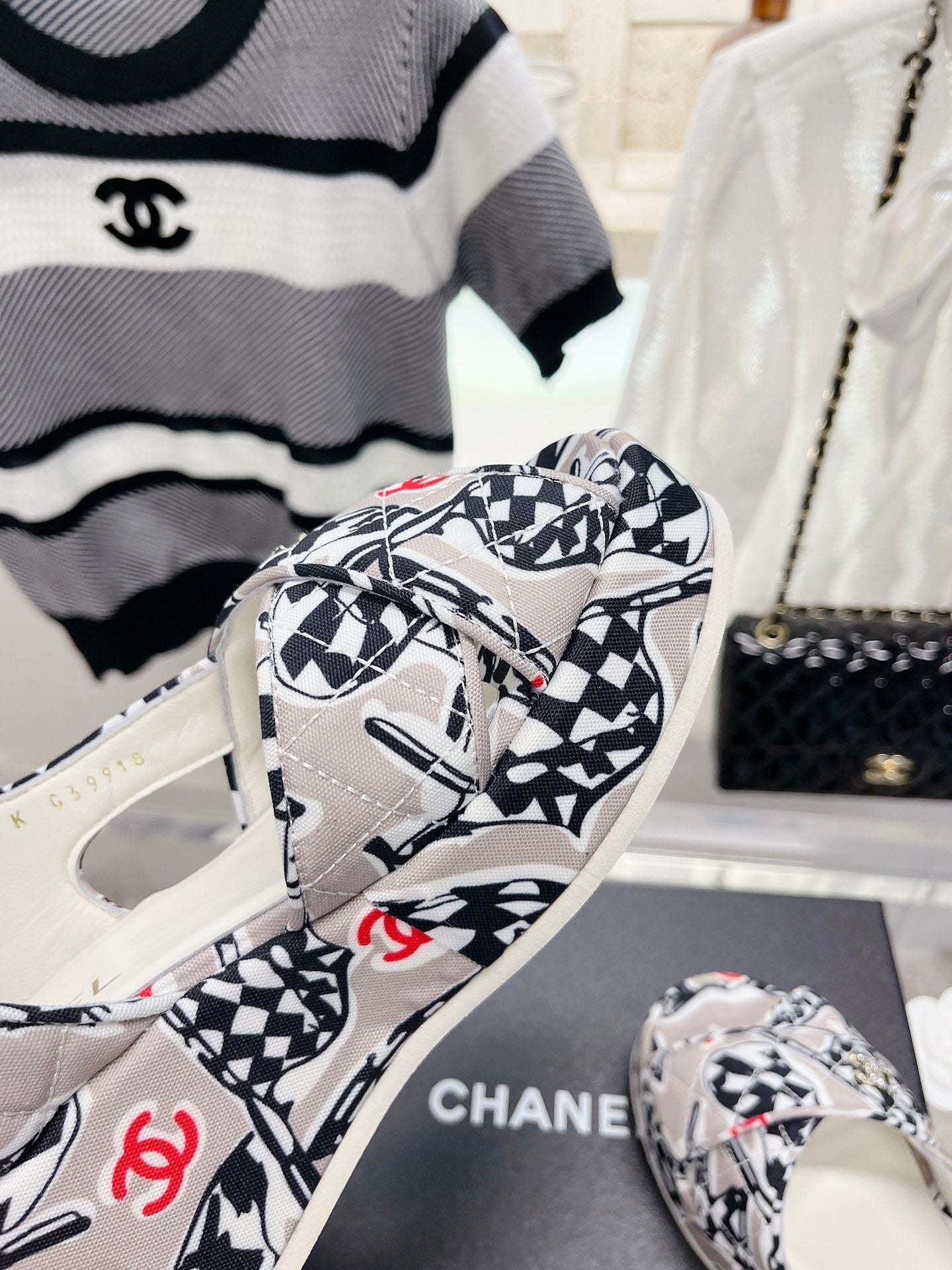 Luxury Shoes Sandals - CHL - 170