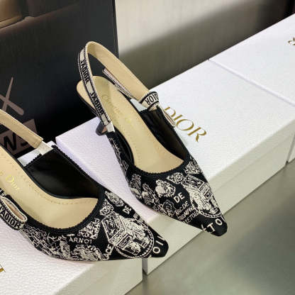 Luxury Shoes - DIR - 282