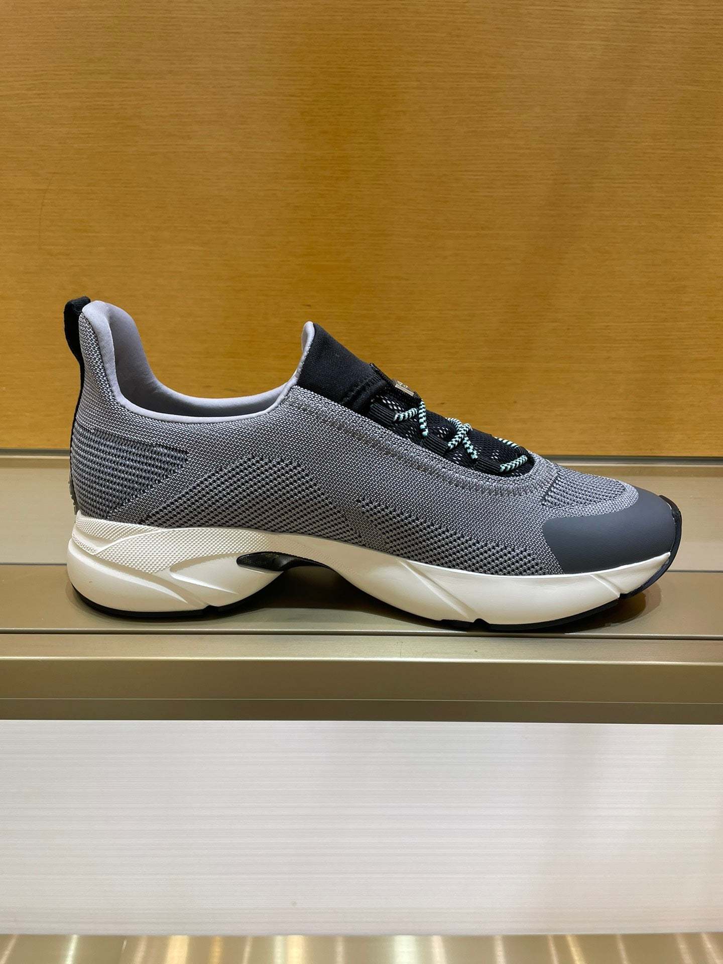 Luxury Shoes - FED - 009
