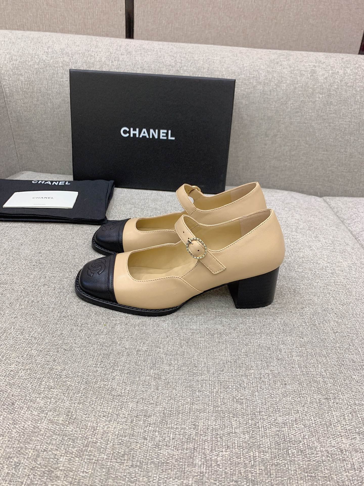 Luxury Shoes Sandals - CHL - 476