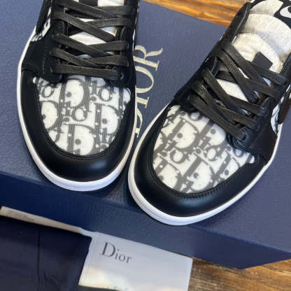 Luxury Shoes - DIR - 371
