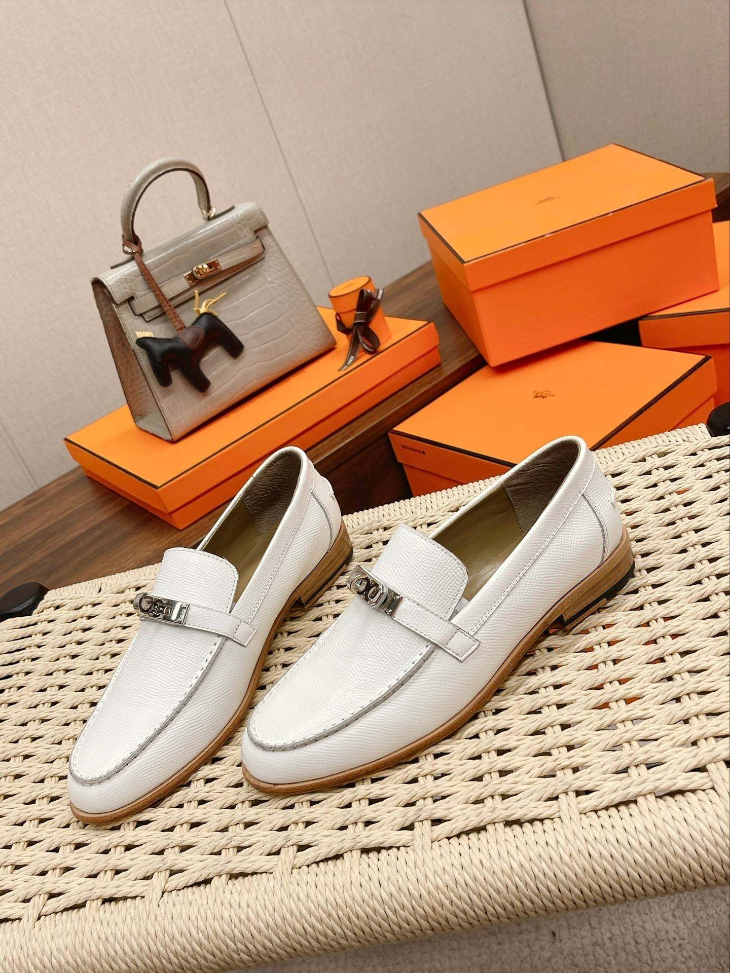 Luxury Shoes - HMS - 129