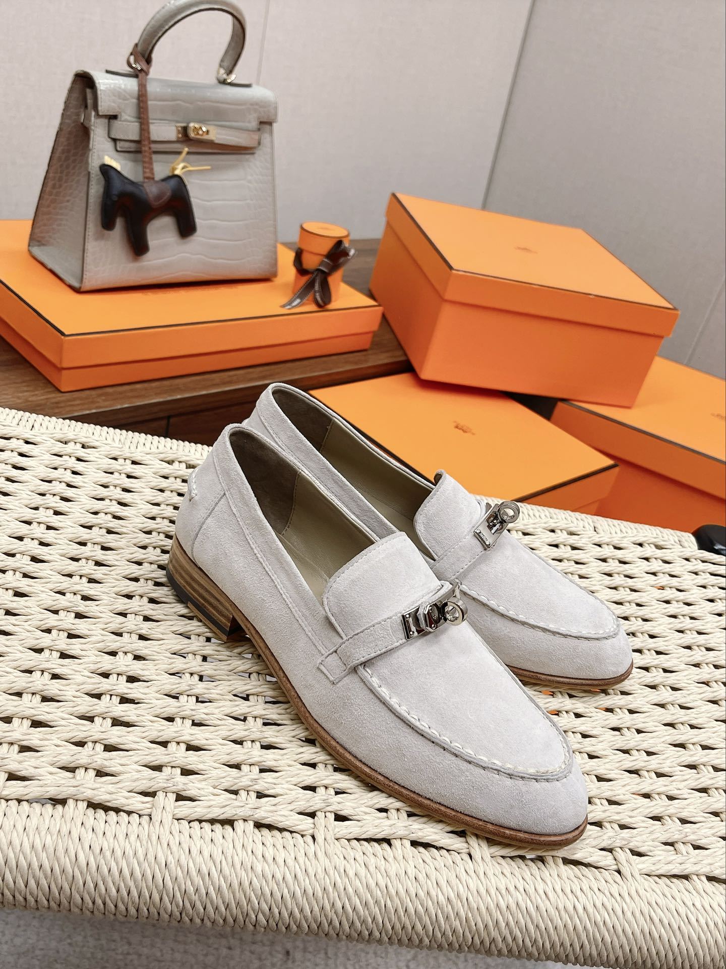 Luxury Shoes - HMS - 133