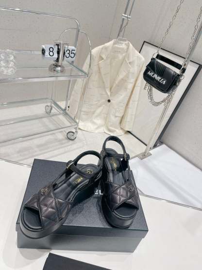 Luxury Shoes Sandals - CHL - 182
