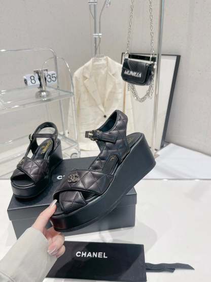 Luxury Shoes Sandals - CHL - 182