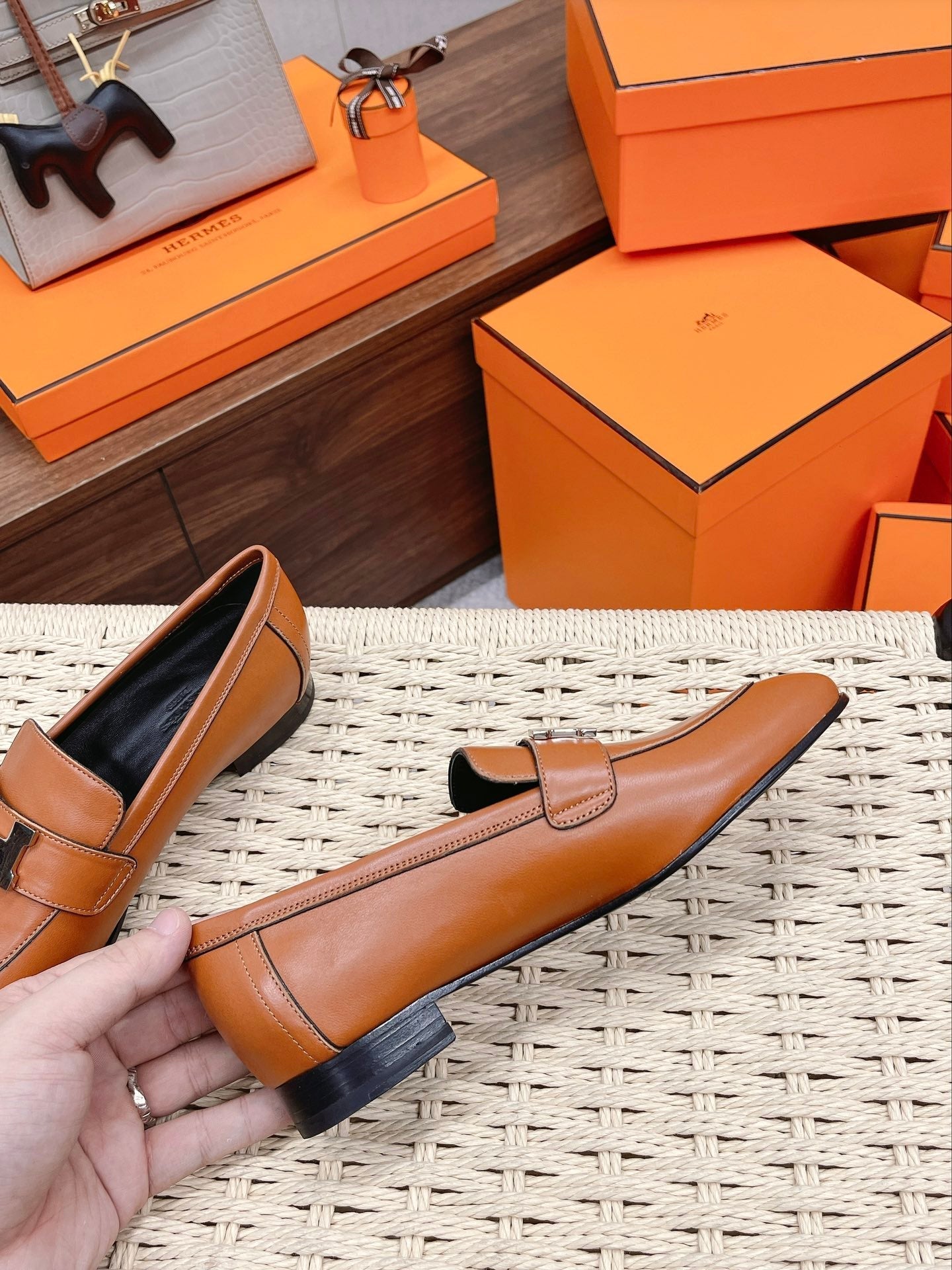 Luxury Shoes - HMS - 124