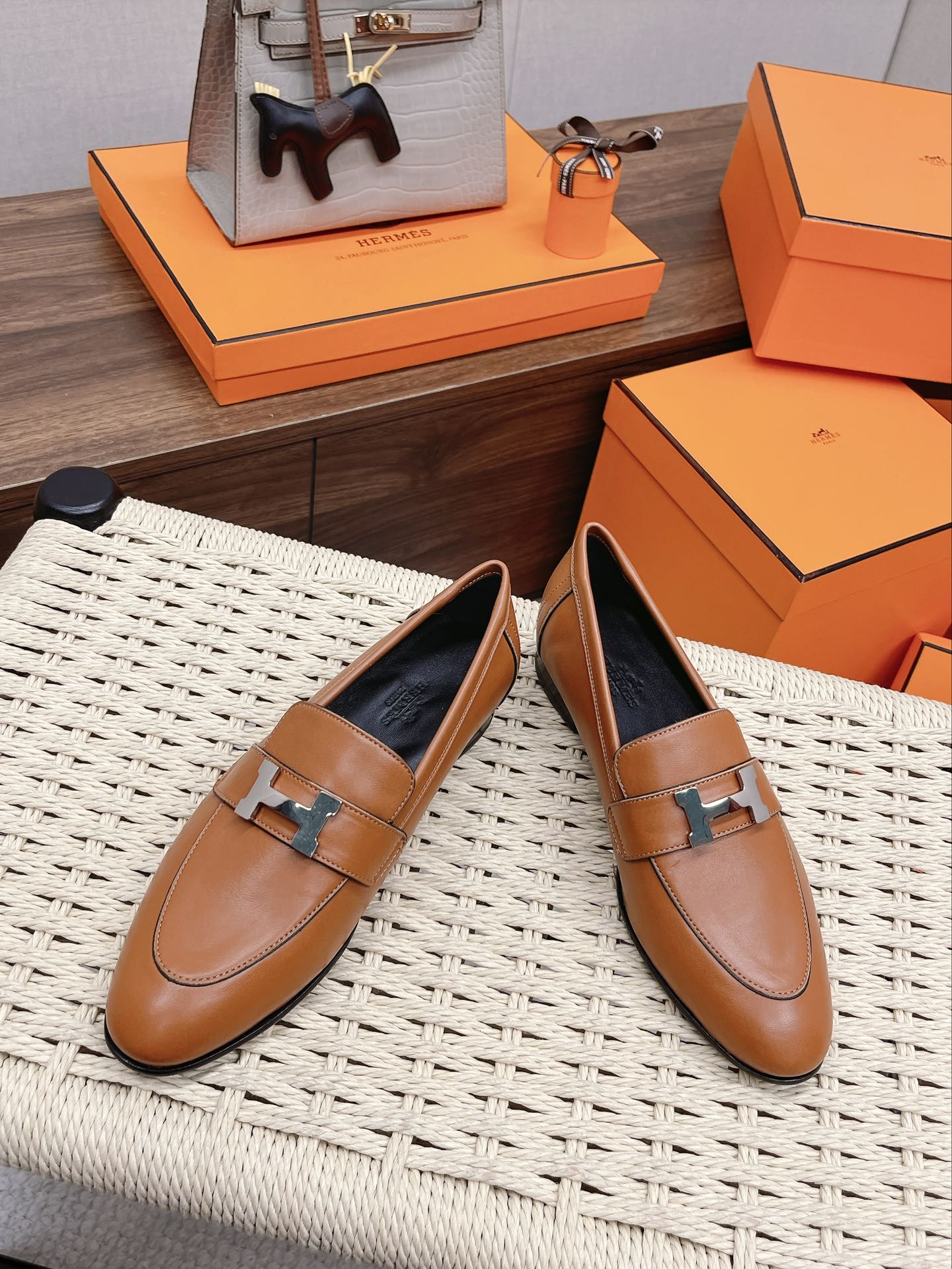 Luxury Shoes - HMS - 124