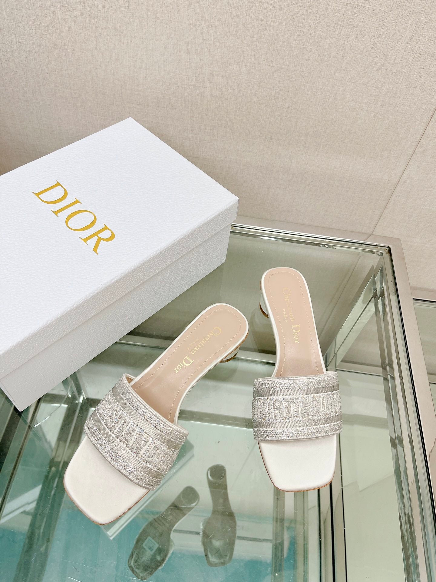 Luxury Shoes - DIR - 221