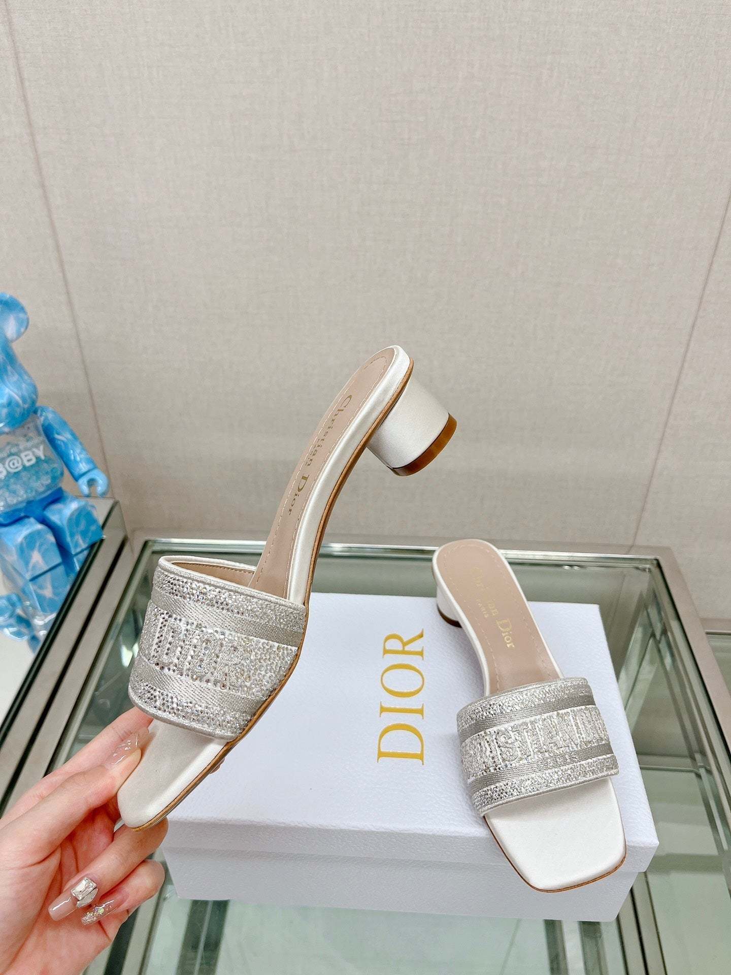 Luxury Shoes - DIR - 221