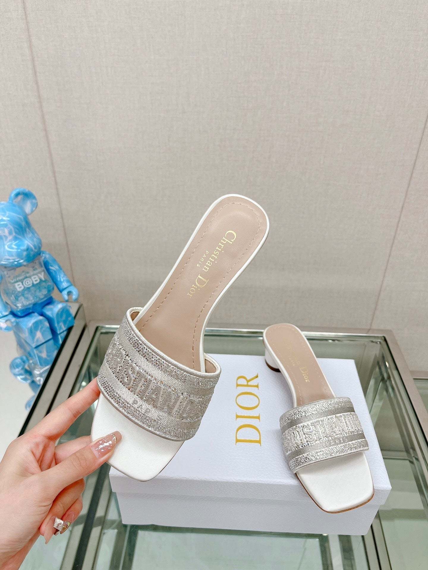 Luxury Shoes - DIR - 221