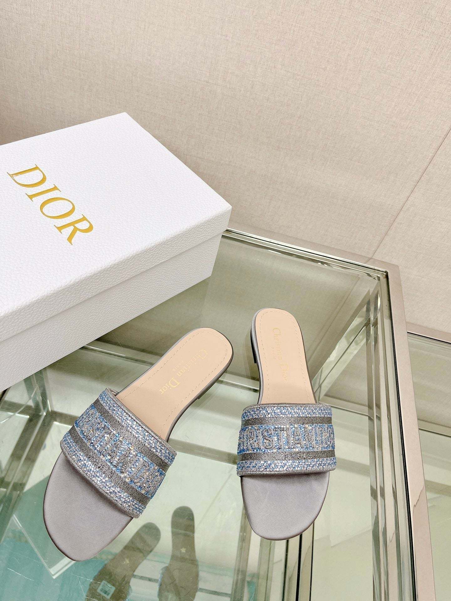 Luxury Shoes - DIR - 230