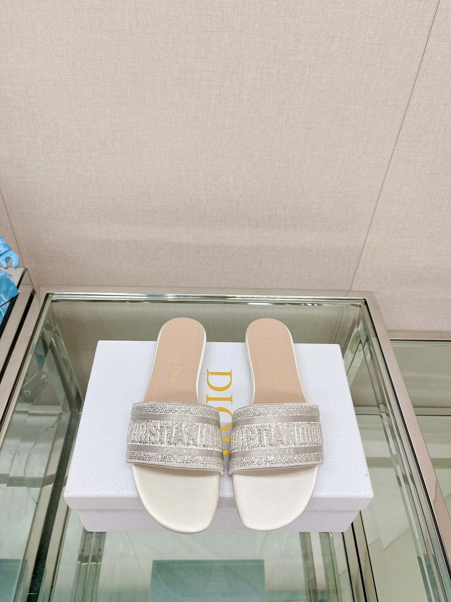 Luxury Shoes - DIR - 233