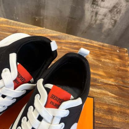 Luxury Shoes - HMS - 102