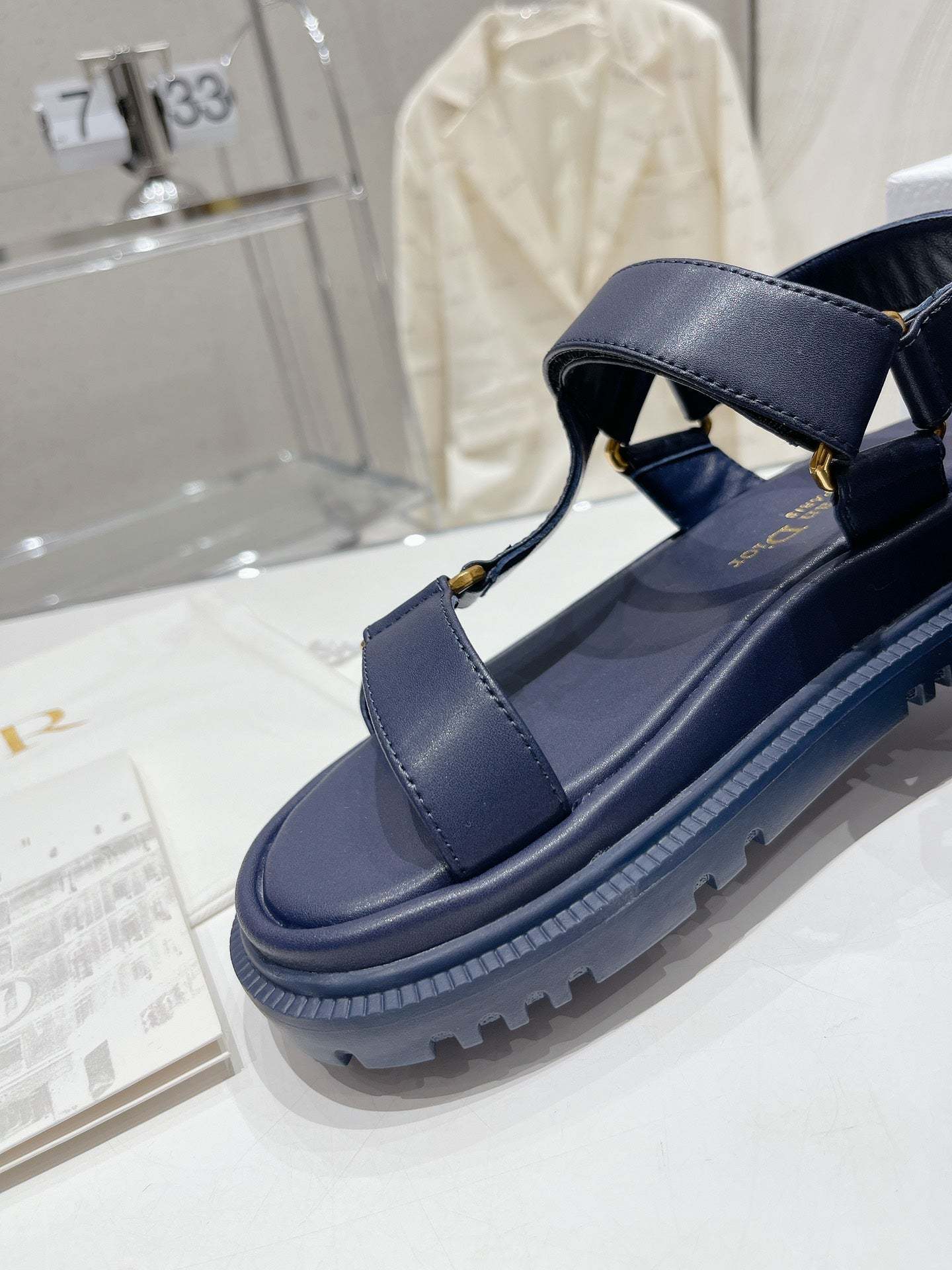 Luxury Shoes - DIR - 240