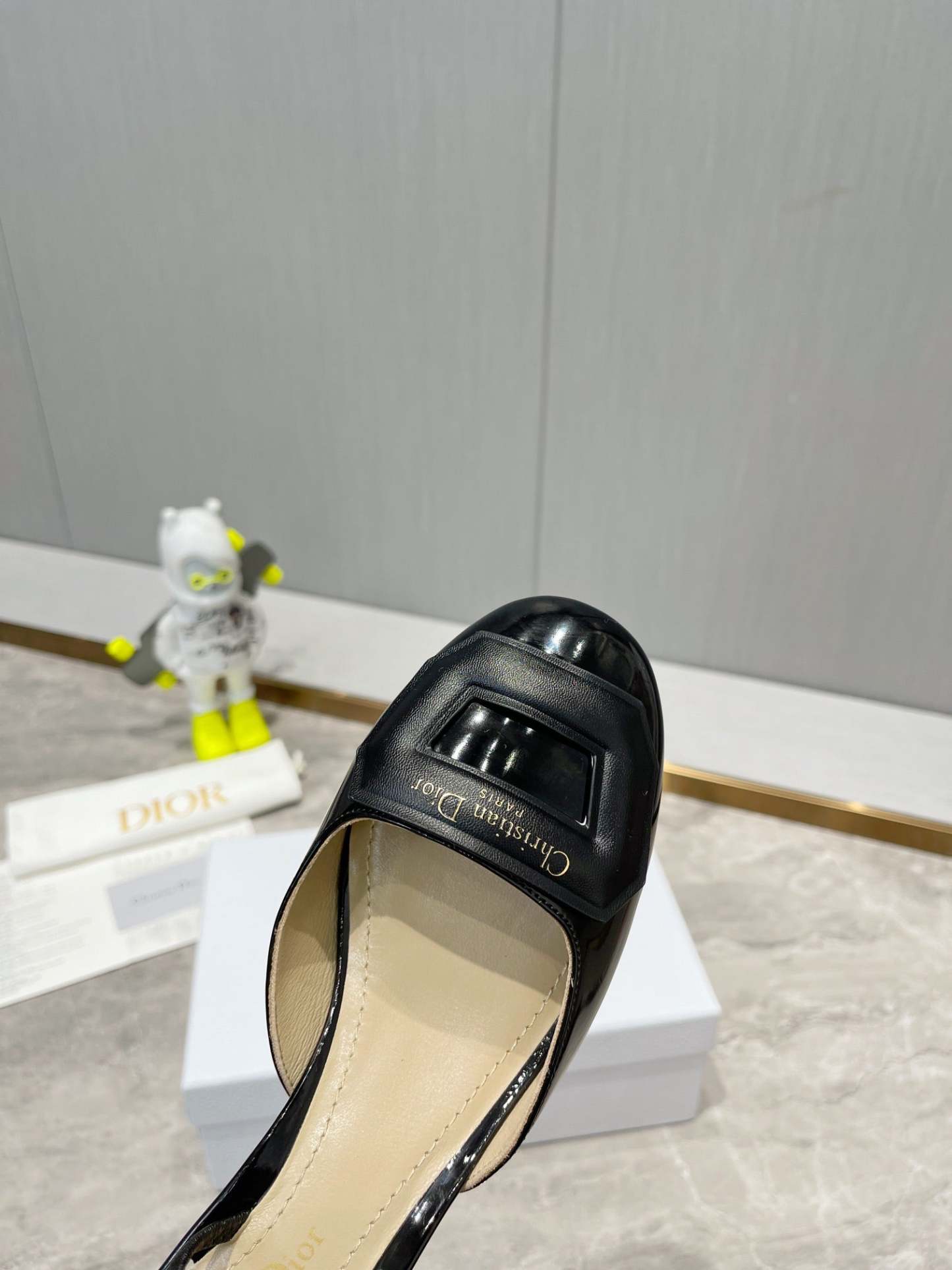 Luxury Shoes - DIR - 202