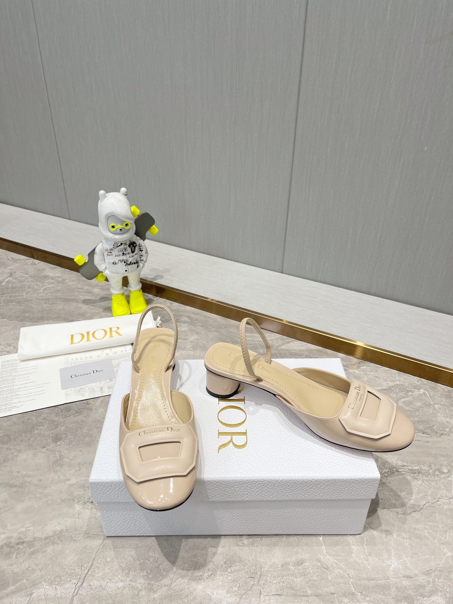 Luxury Shoes - DIR - 202