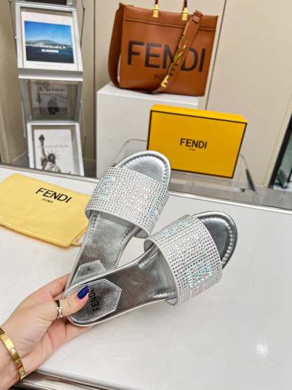 Luxury Shoes - FED - 070