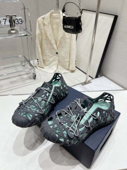 Luxury Shoes - DIR - 140