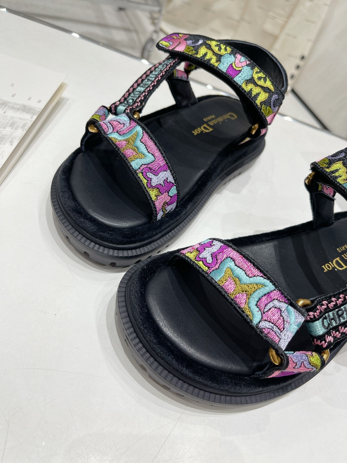 Luxury Shoes - DIR - 144