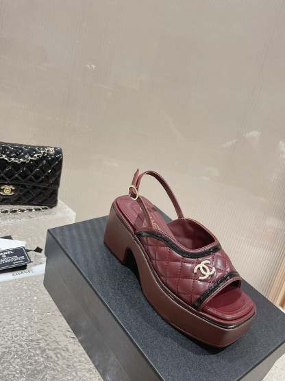 Luxury Shoes Sandals - CHL - 147
