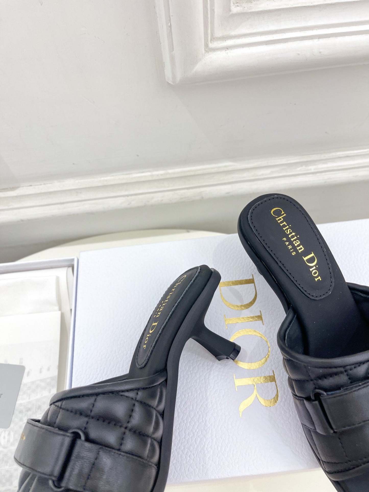 Luxury Shoes - DIR - 133