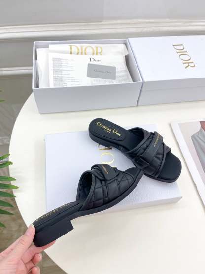 Luxury Shoes - DIR - 134
