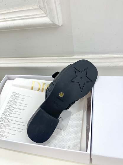 Luxury Shoes - DIR - 134