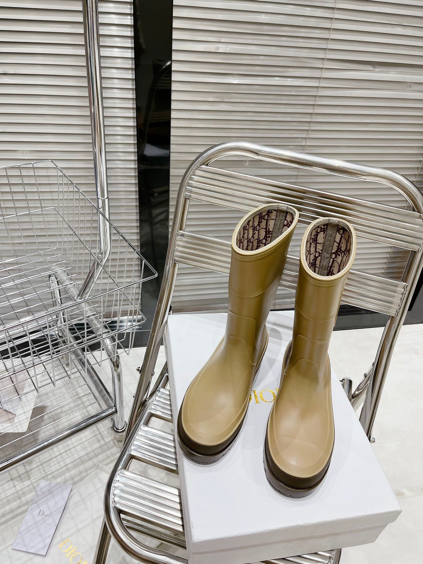 Luxury Shoes - DIR - 131