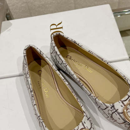 Luxury Shoes - DIR - 053