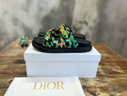 Luxury Shoes - DIR - 011