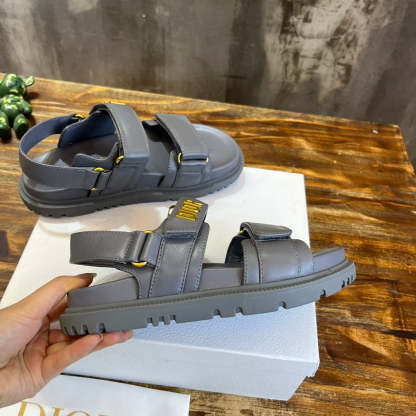 Luxury Shoes - DIR - 032