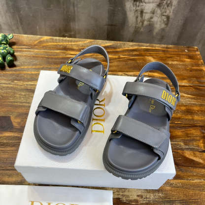 Luxury Shoes - DIR - 032