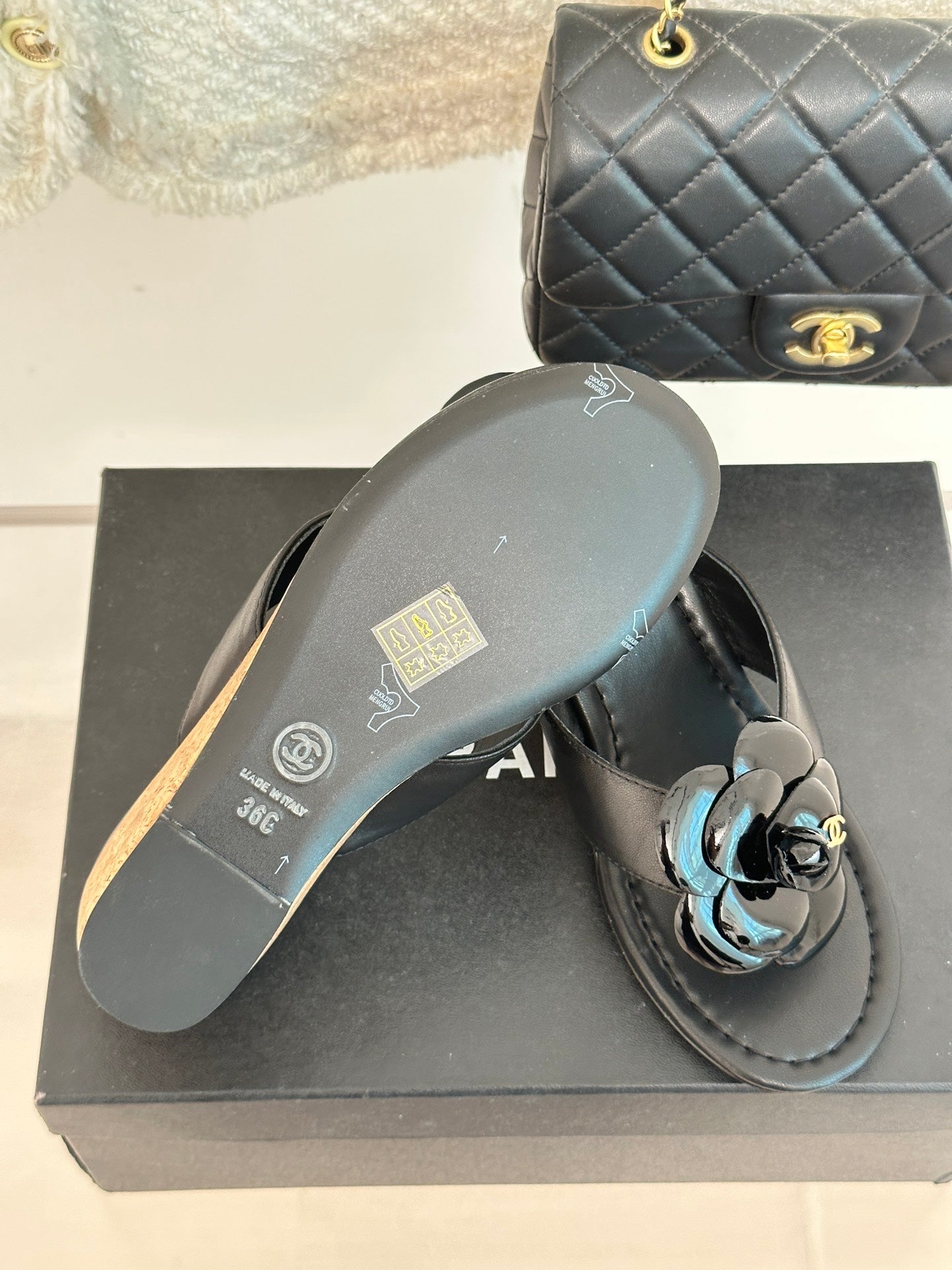 Luxury Shoes Sandals - CHL - 001